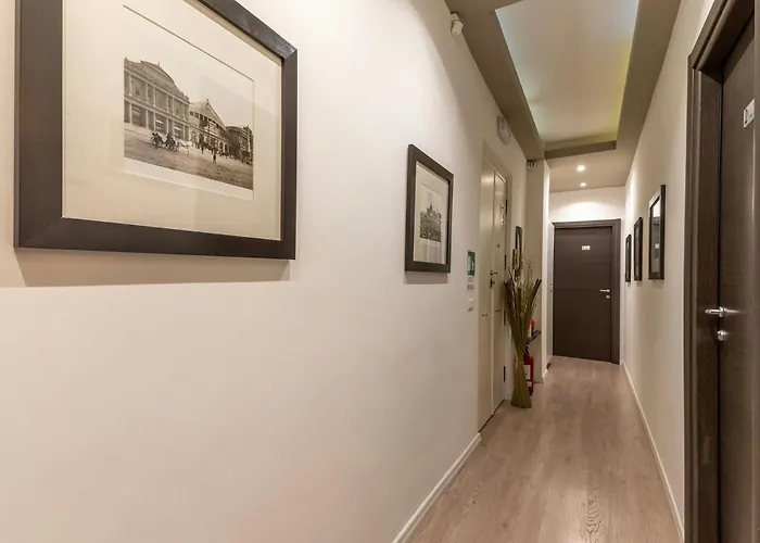 Oda ve Kahvaltı Flowerome Roma