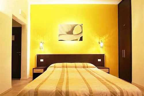 Flowerome 4* Roma
